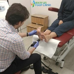 Adelaide Podiatrist, Nick Bourlotos, Using Shockwave Therapy